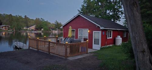 Trent River Cottages