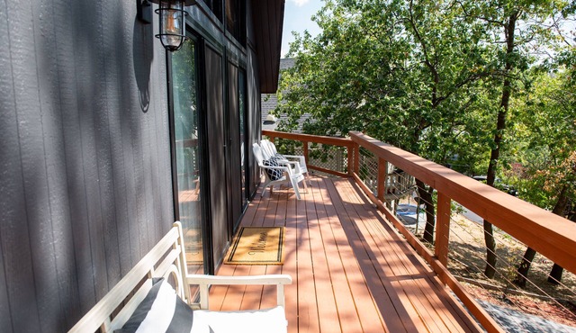 Tri-Level A-Frame Cabin in beautiful Lake Arrowhead. New AC, with a large deck.