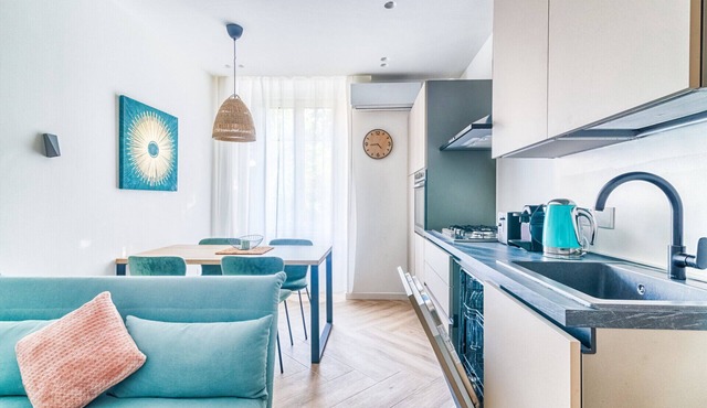 Trieste Elegant Turquoise Apartment