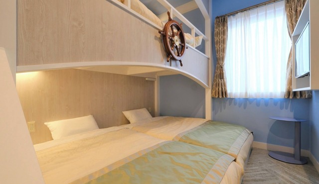Triple room split floor Capacity 3 people Stan/Urayasu Chiba