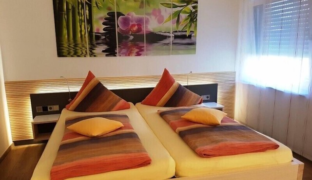 Triple room with bath or shower and WC