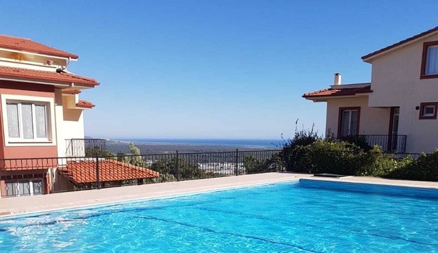 Triplex villa with pool in nature