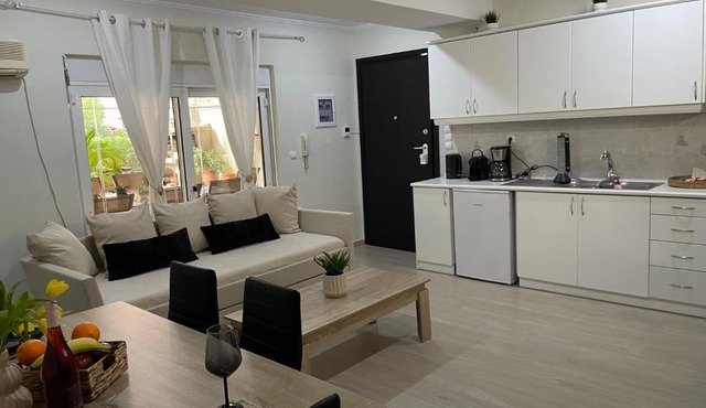 Triptolemus Stay Inn