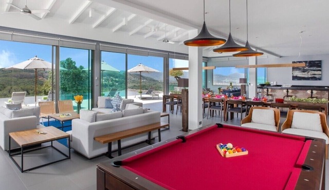 Tropical Castle Villa 18 Bedrooms Sea View Layan Phuket