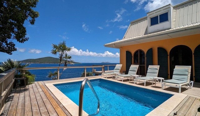 Tropical Shores a Waterfront Villa