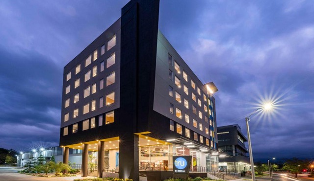 Tru By Hilton Cali Sur