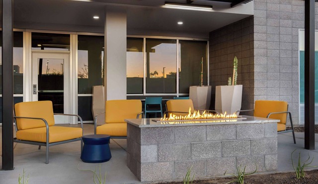 Tru By Hilton Phoenix Midtown