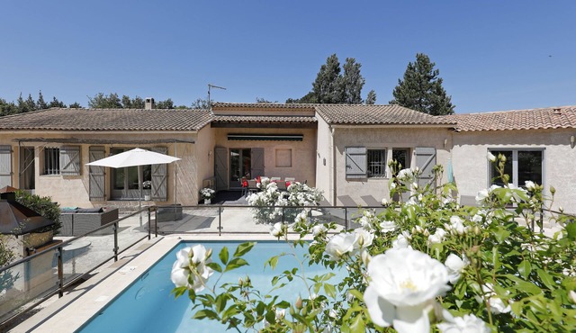 True haven of peace ideal for holidays in family or with friends