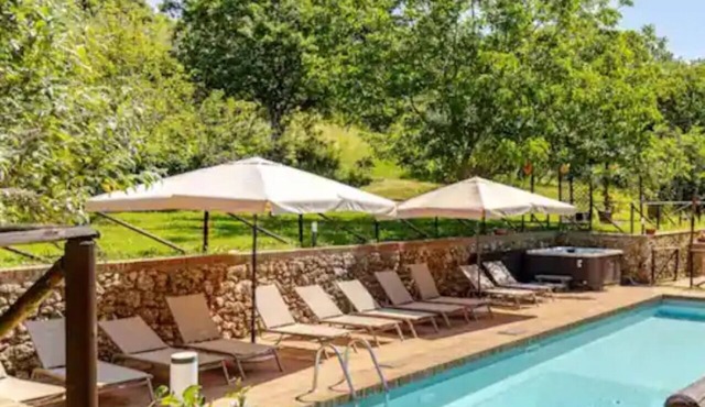 True Tuscany Siena! EntireProperty in exclusive 20P Fenced Pool A/C HotTub WiFi
