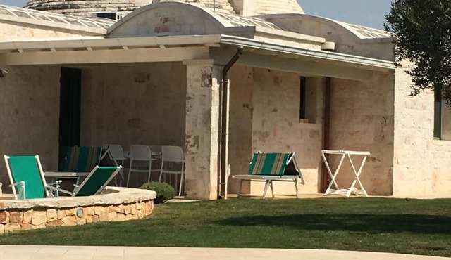 Trullo Amato with exclusive pool