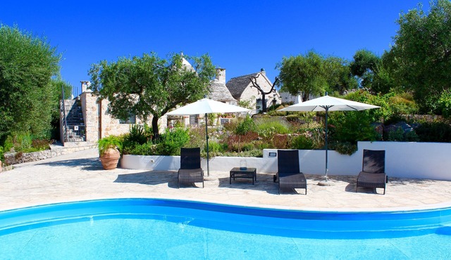 Trullo With Private Pool (15x7), WI-FI free, tennis table,mountain bike for rent