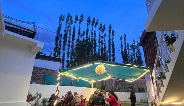Tsetanguesthouse