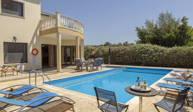 Tsikkos Pende awaits you in Argaka, Cyprus
