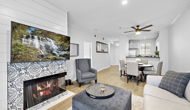 Turnkey Surf Designer, furnished Condo with amazing Amenities!