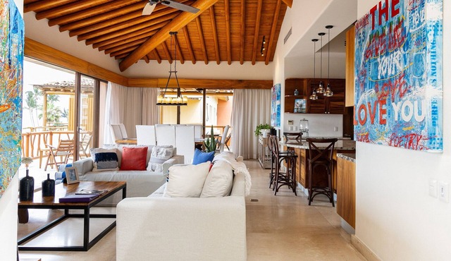 Turquesa - Penthouse, Two Level Beach (30 Steps)