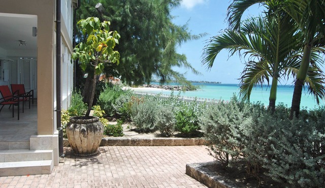 Turtle Bottom luxury beachside villa