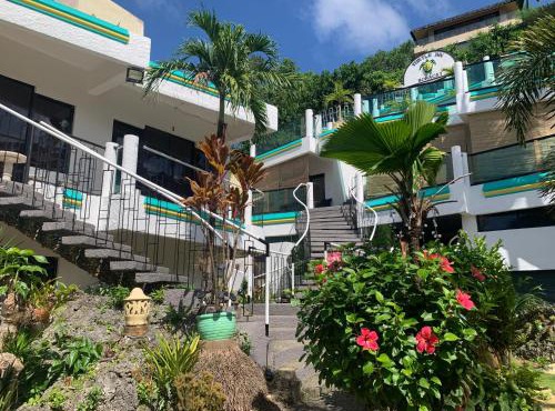 Turtle Inn Resort