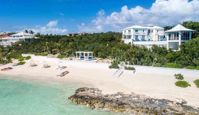 Turtle Tail-BEACHFRONT,Private,Gated,Peaceful,Stunning Views - Villa Roi Soleil