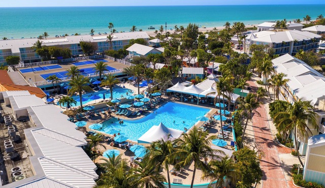Tween Waters Island Resort & Spa