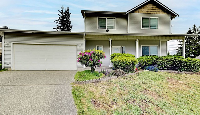 Twin Creeks | Central AC, Office, 2-Car Garage | Grill, Fenced Yard & Lawn