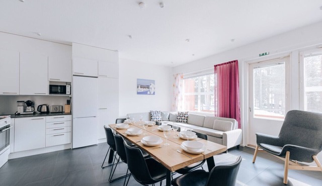 Twin Haven – Modern 2-Unit Retreat up to 16 people