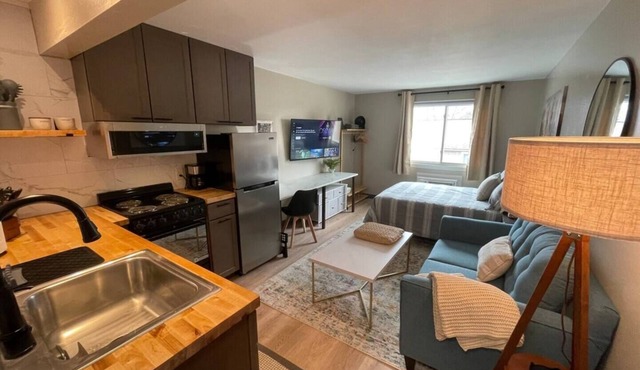 Twin Oaks Extended Stay Studio - 2817 Apt 12