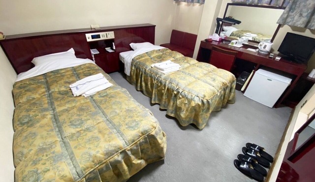 Twin room nonsmoking 3minute walk from JR Mi/Mihara Hiroshima