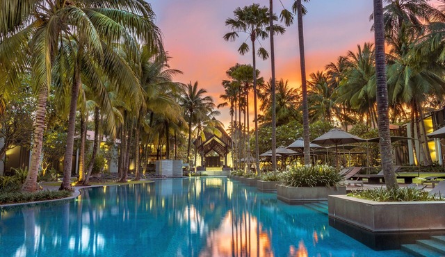 Twinpalms Surin Beach Phuket