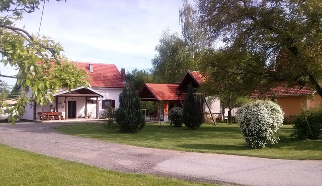 Two bedroom apartment with air-conditioning Smoljanac, Plitvice (A-12345-c)