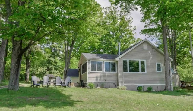 Two Bedroom Moon River Cottage
