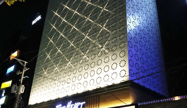 Two Heart Hotel