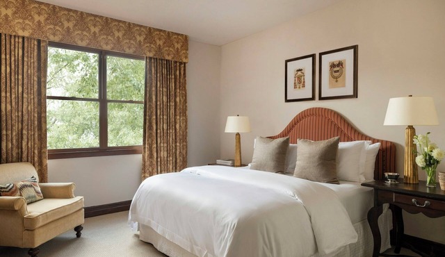 Two Junior Suite | Hotel Granduca | Charming Suite Near Houston Attractions