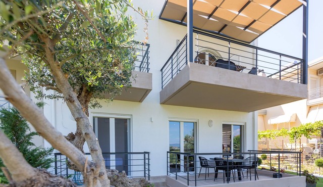 Two Olive Trees - "Branch" Apartment