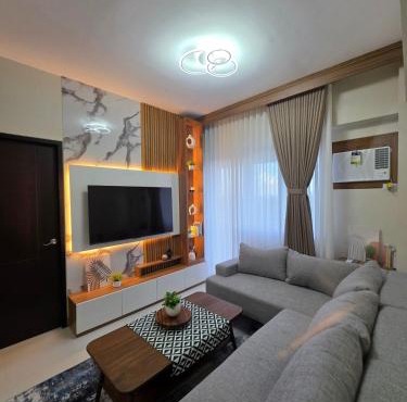 Two Regis Bacolod Cozy 1BR Condo with Balcony