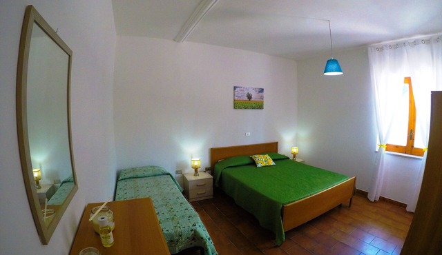 Two-room apartment Limone 150 meters from the beach