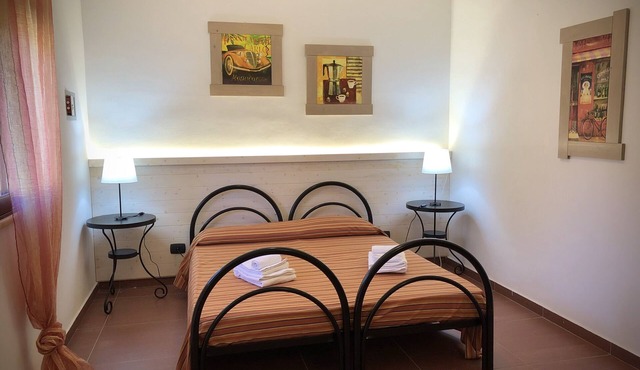 Two-room apartment 32 m2 with veranda facing the sea