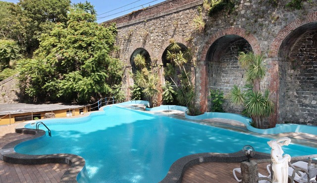 Two-Room Apartment Moneglia 32 near the Beach with Shared Pool and Wi-Fi