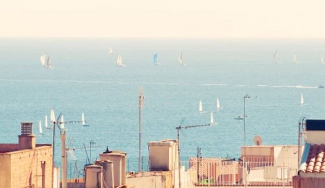Two steps from the beach and close to Barcelona!