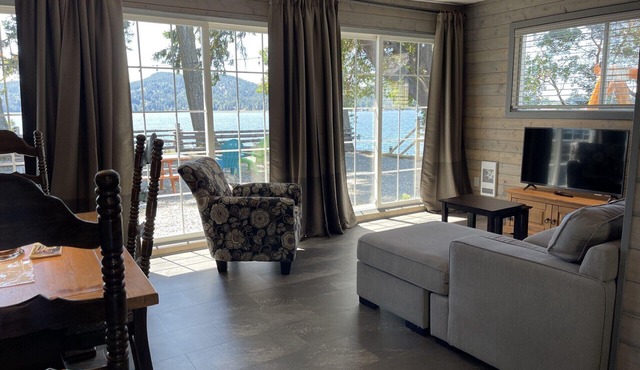 Two Waterfront Cottages with Beach Access - Sleeps 6