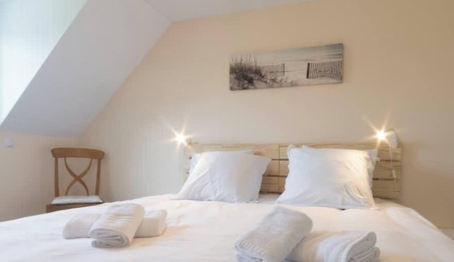 Ty Gwechall – A charming renovated house nestled between land and sea