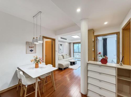 Tyms 2BR Apt TianshanRD Near CESIS Line2