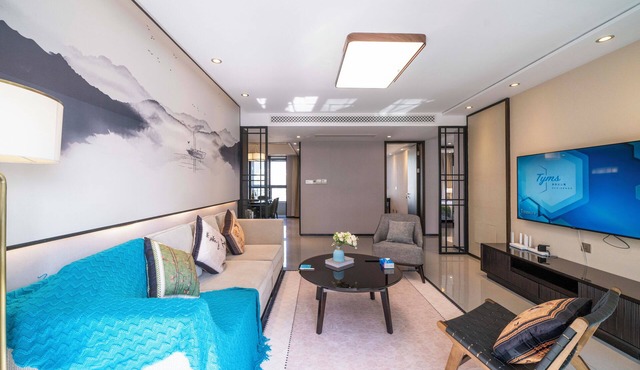 Tyms Gubei Apt 3BR 2BA near Takashimaya