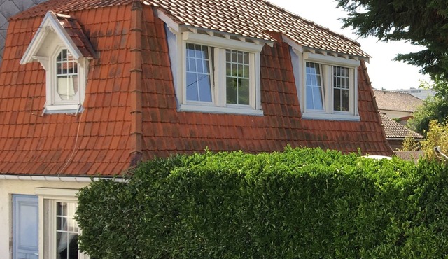 Typical Touquettoise house with garden, center & beach on foot, 5/7p, quiet, pets ok