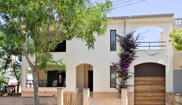 Typical Majorcan house in Illot