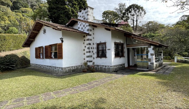 Typical mountain house, beautiful with a very pleasant view.