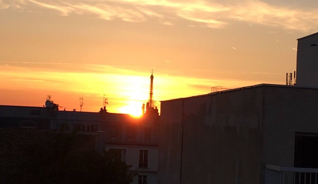 Typical Parisian flat. Charming 2 room apartment under the roofs of Paris