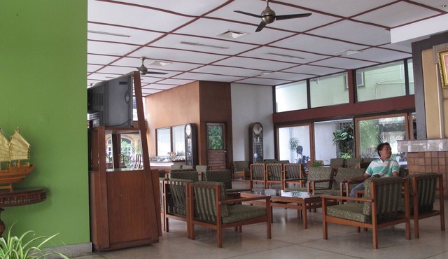 Ubon Hotel
