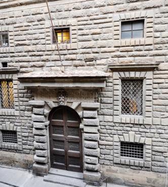 Uffizi Apartment 2