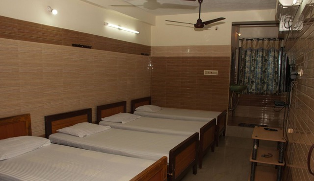 Ulo Raj Residency
