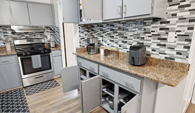 Ultimate Fun Getaway: 3BR House with Games, Movie Room, & Modern Amenities!